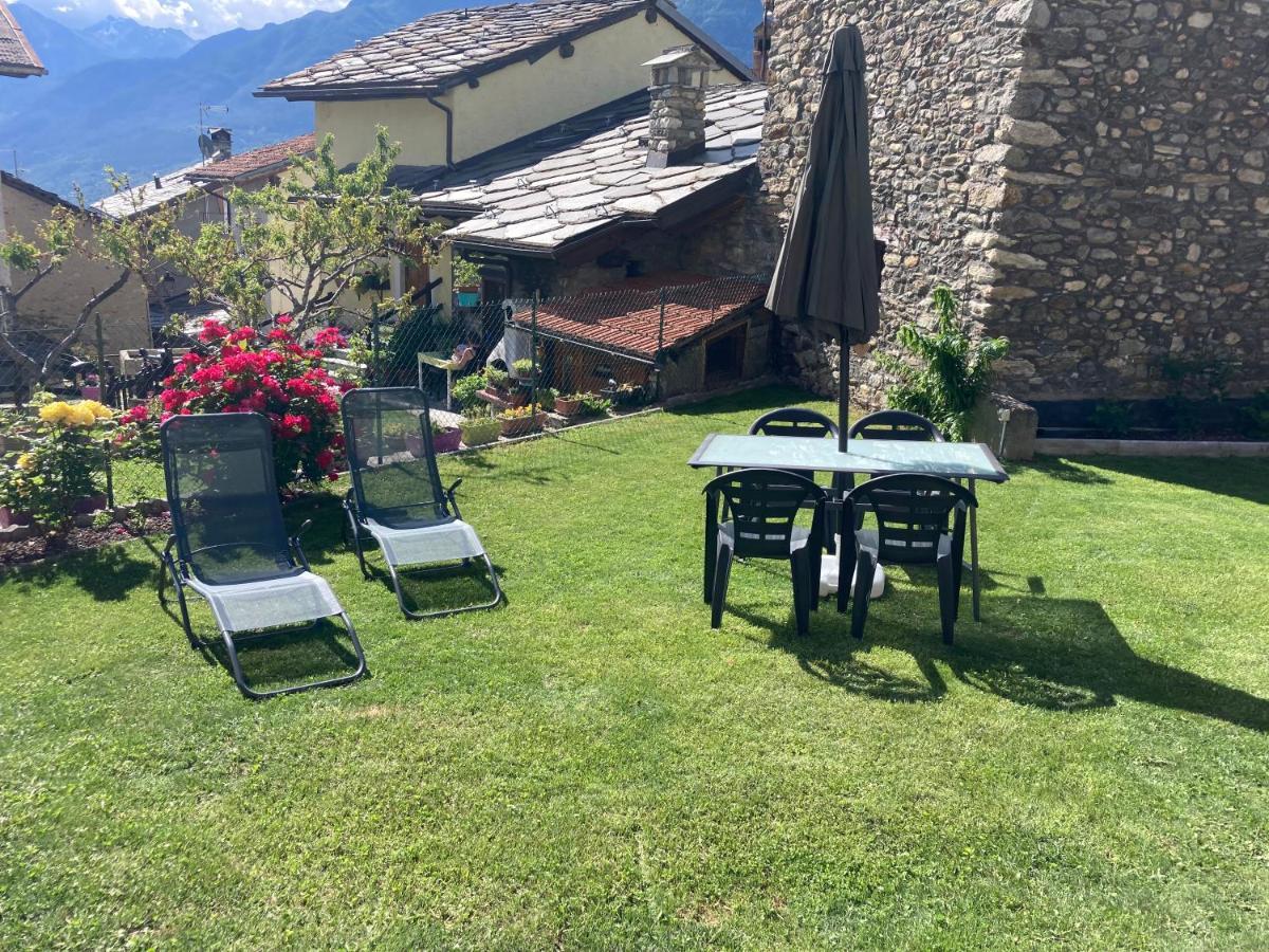 Vila Senin House Aosta Exteriér fotografie